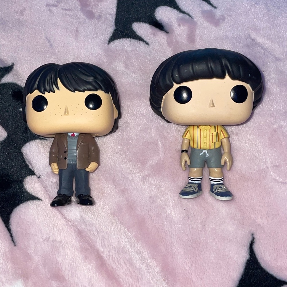 Two Mike Stranger things Funko Pop